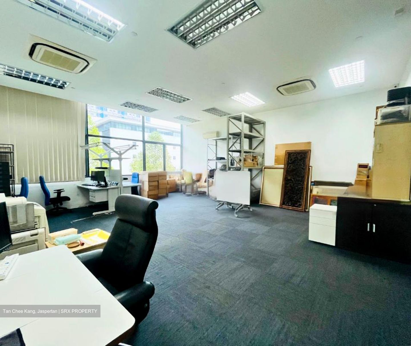 UB. One (D14), Factory #456094521